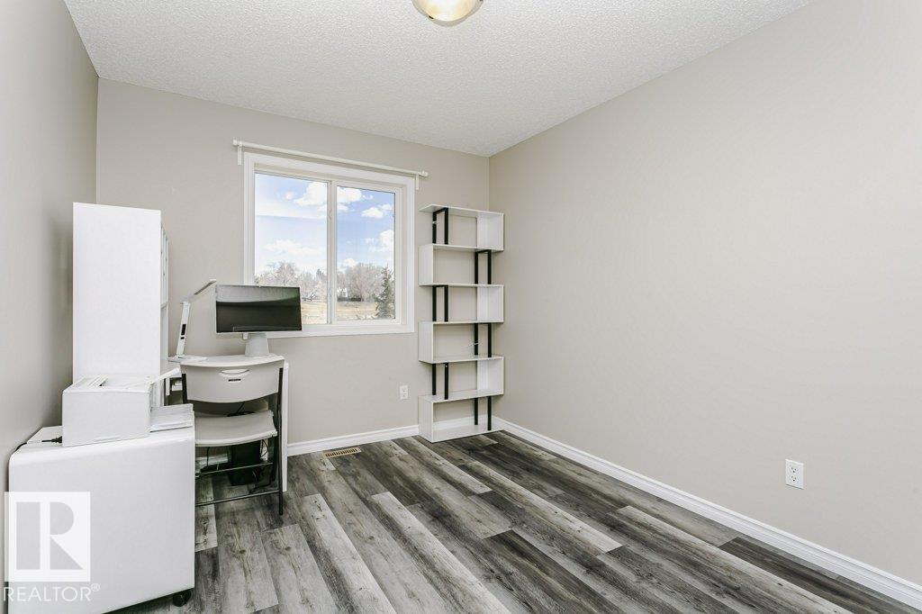 #80 5001 62 ST, Beaumont