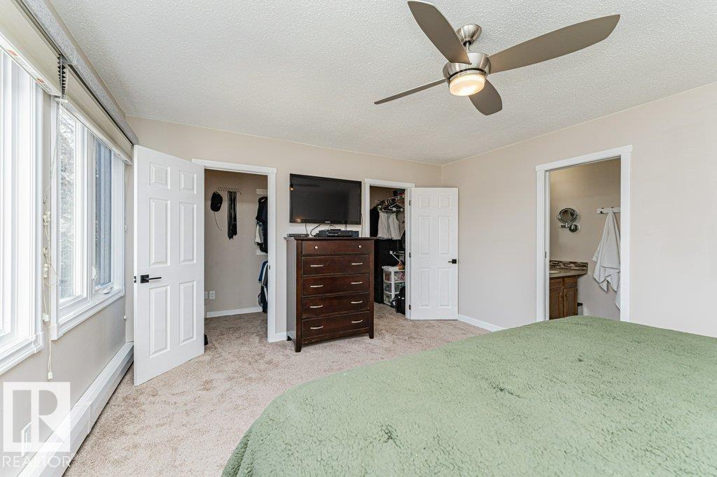 1727 65 ST NW, Edmonton