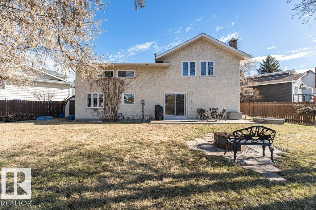 1727 65 ST NW, Edmonton