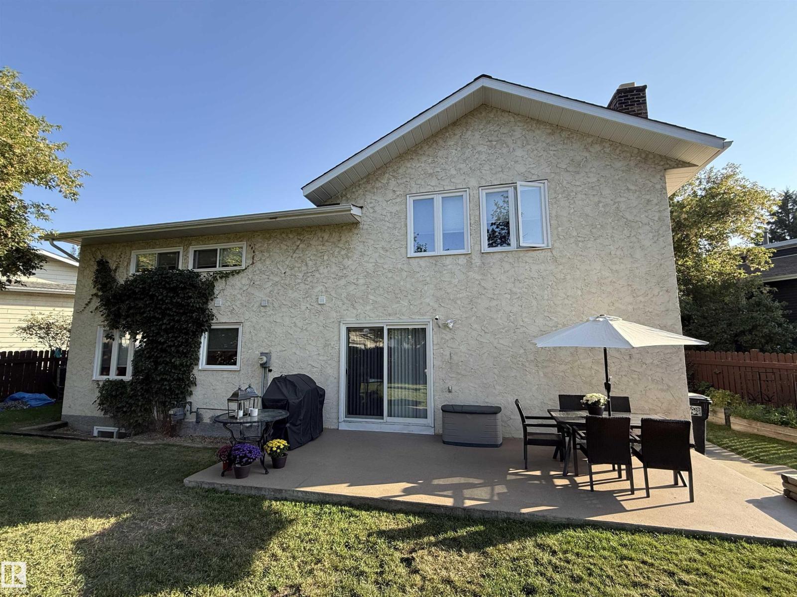 1727 65 ST NW, Edmonton