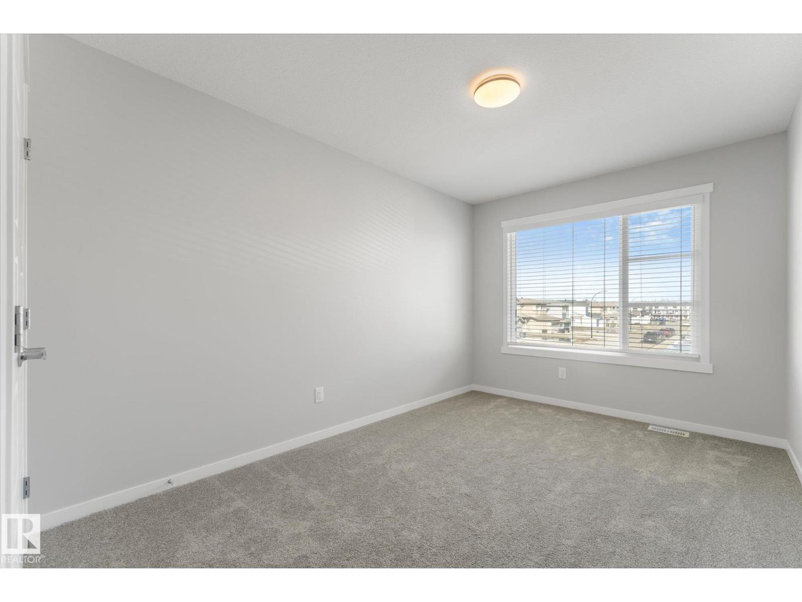 13 EMPRESS WY, Spruce Grove