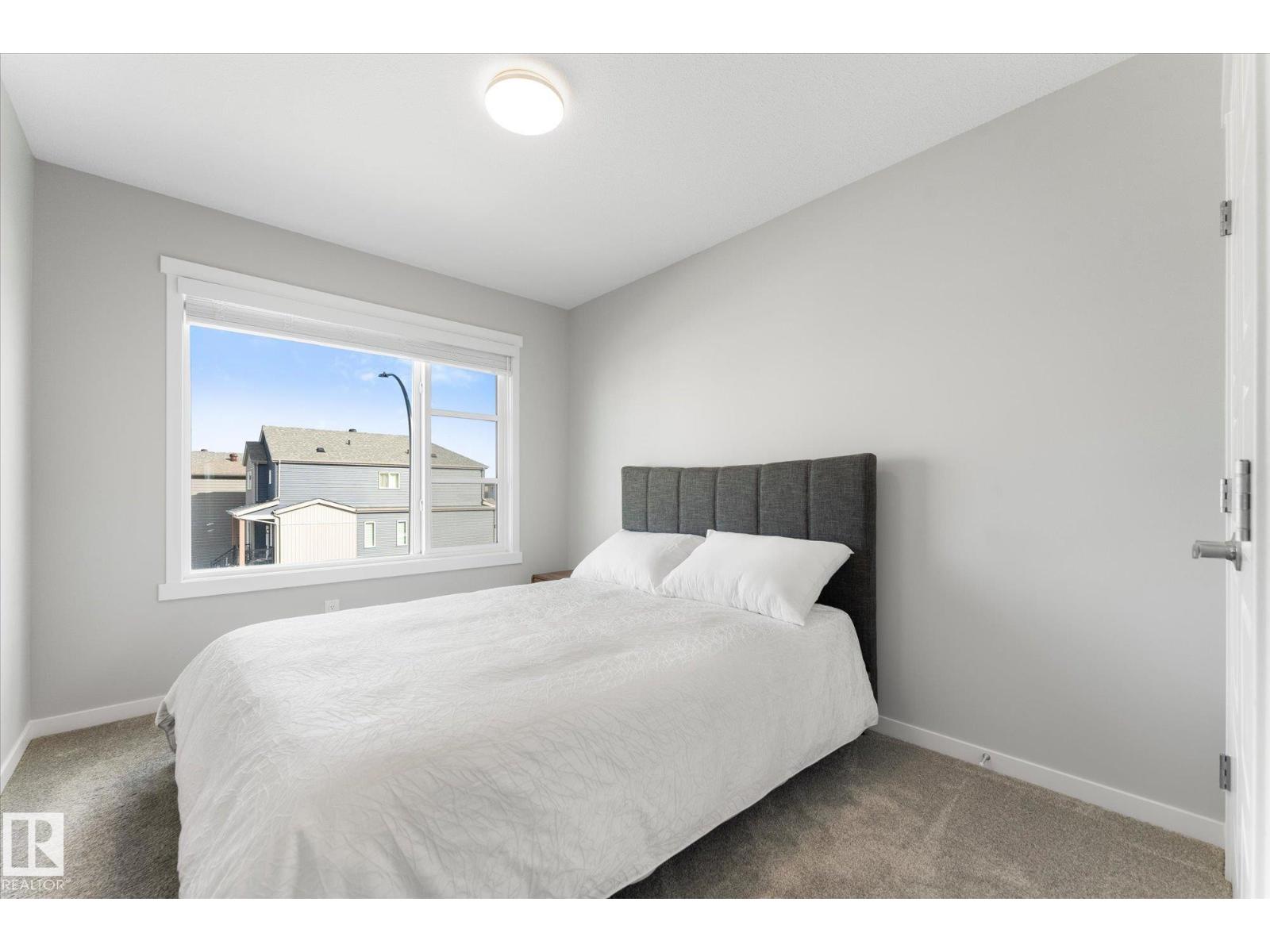 13 EMPRESS WY, Spruce Grove