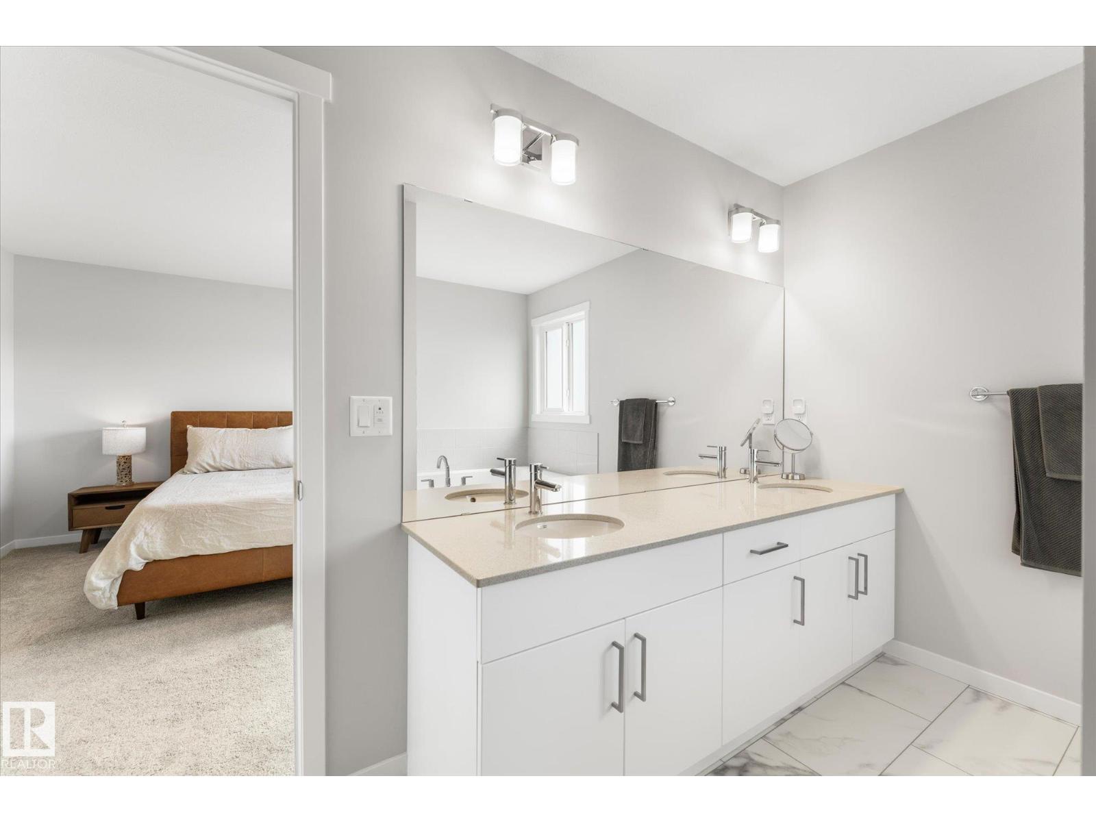 13 EMPRESS WY, Spruce Grove