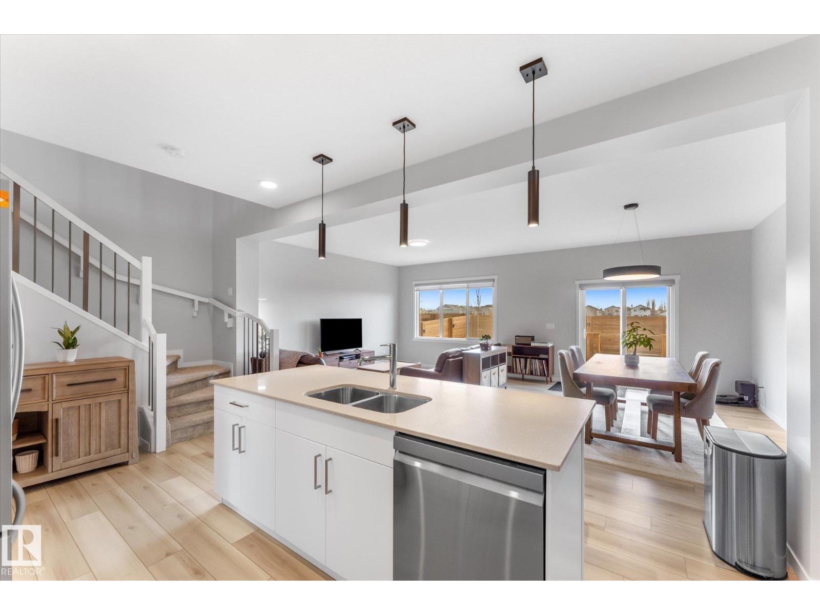 13 EMPRESS WY, Spruce Grove