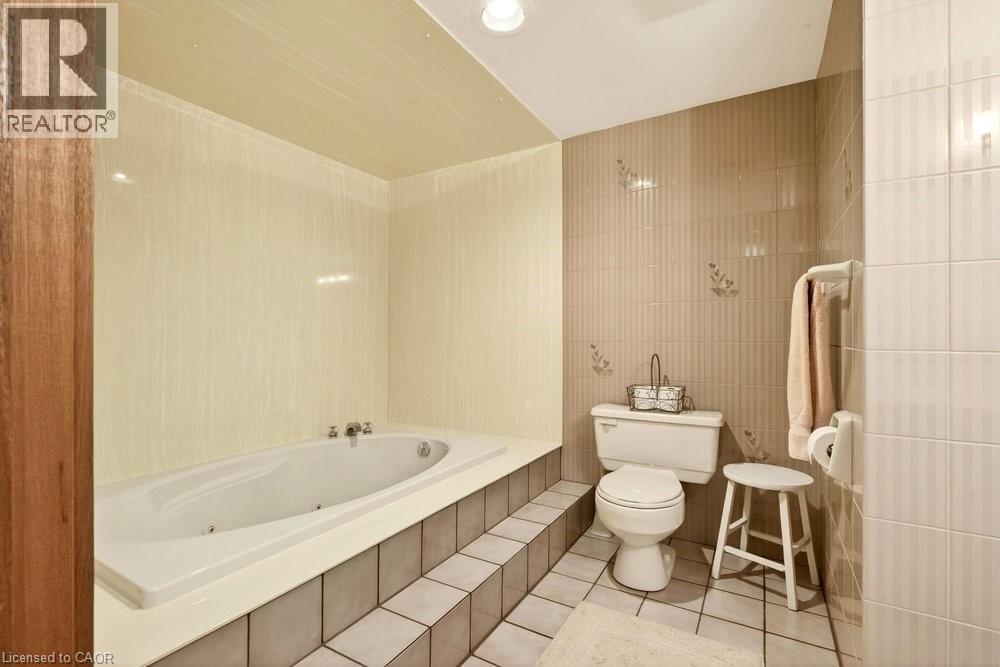 105 WILSON Street W Unit# 20, Ancaster, Ontario, L9G1N4 — Photo 32