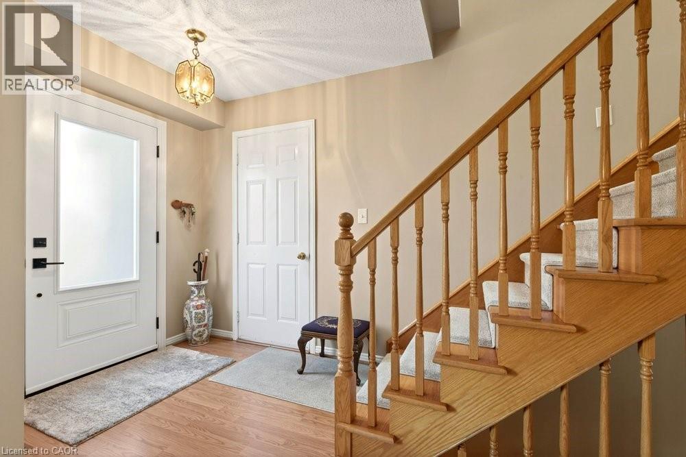 105 WILSON Street W Unit# 20, Ancaster, Ontario, L9G1N4 — Photo 2