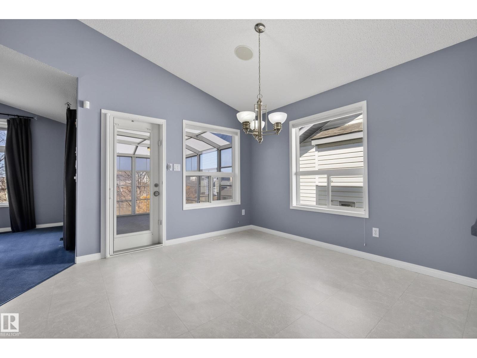 720 87 ST SW, Edmonton