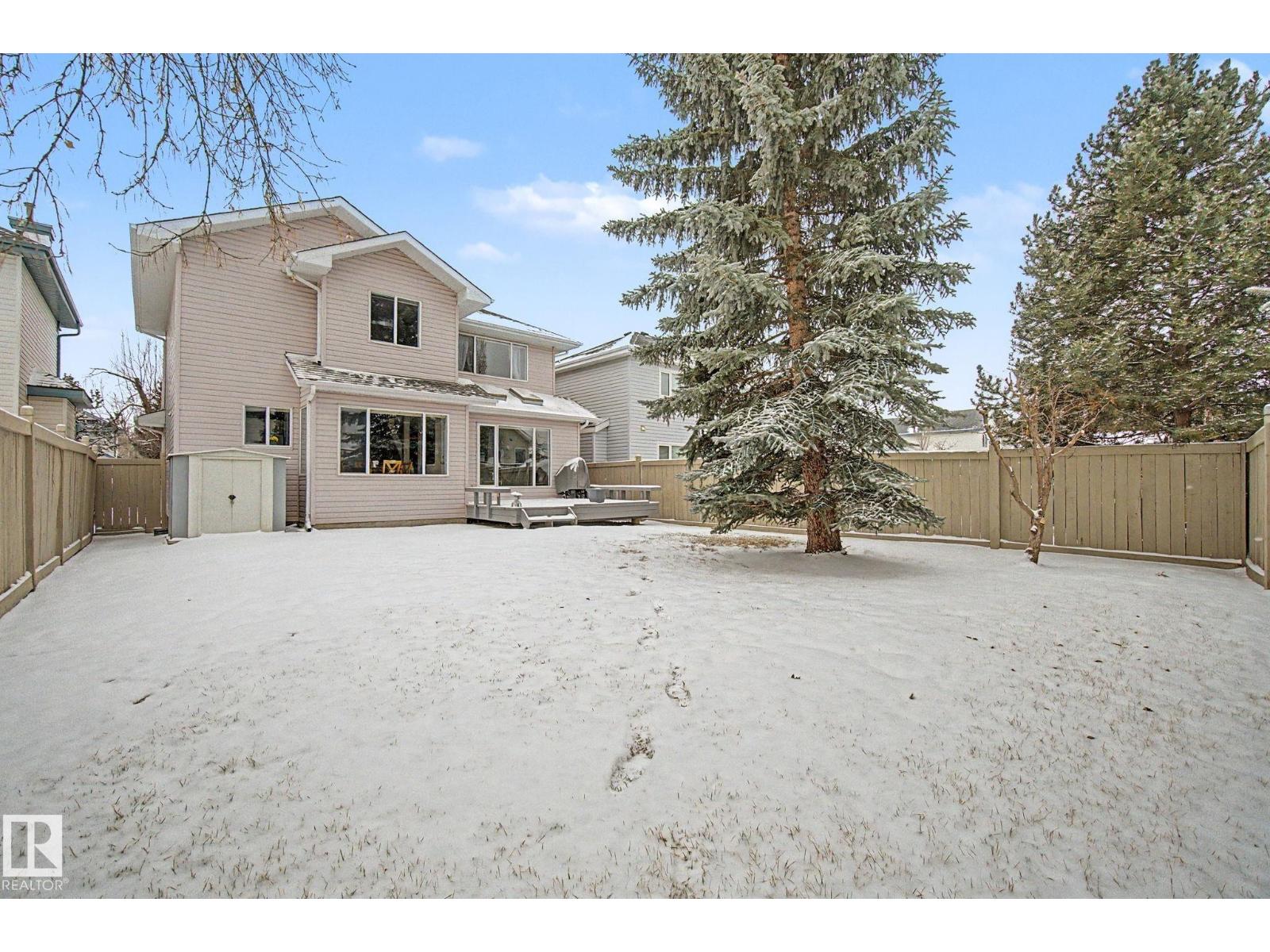 11732 10 AV NW NW, Edmonton