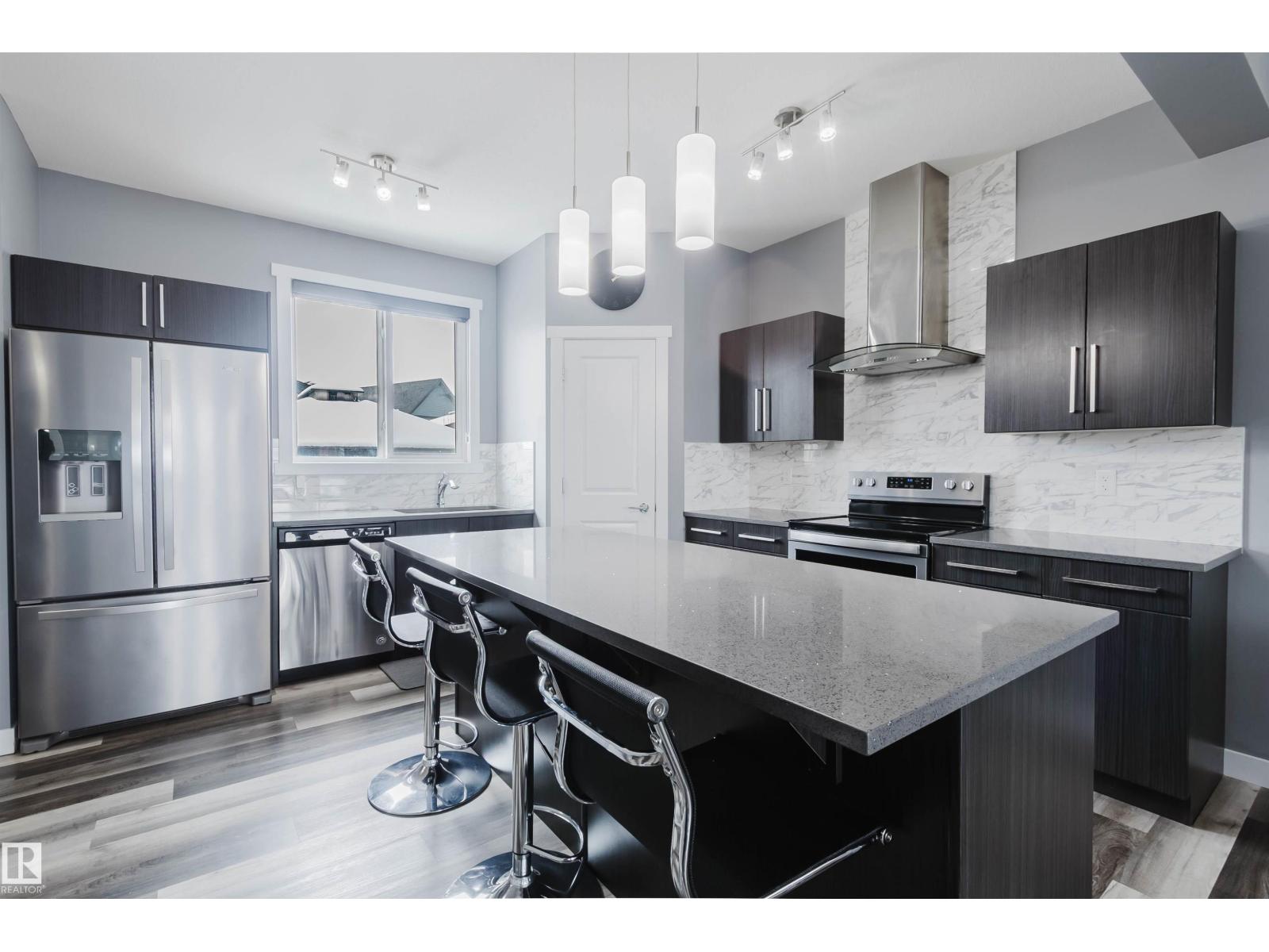22603 98 AV NW - 19
