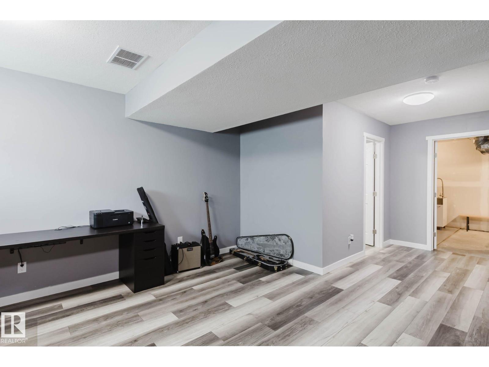 22603 98 AV NW, Edmonton