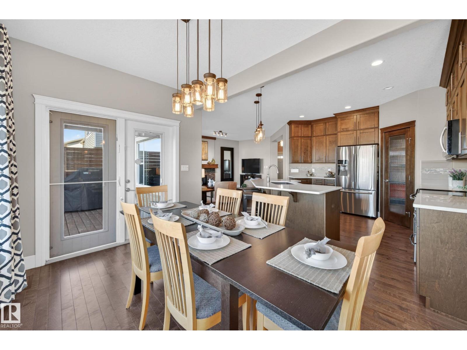 2086 REDTAIL CM NW, Edmonton