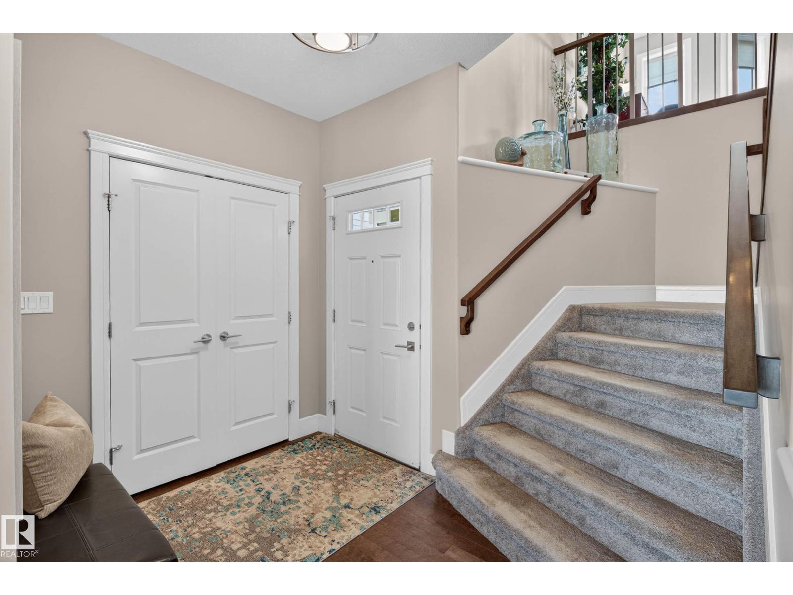 2086 REDTAIL CM NW, Edmonton