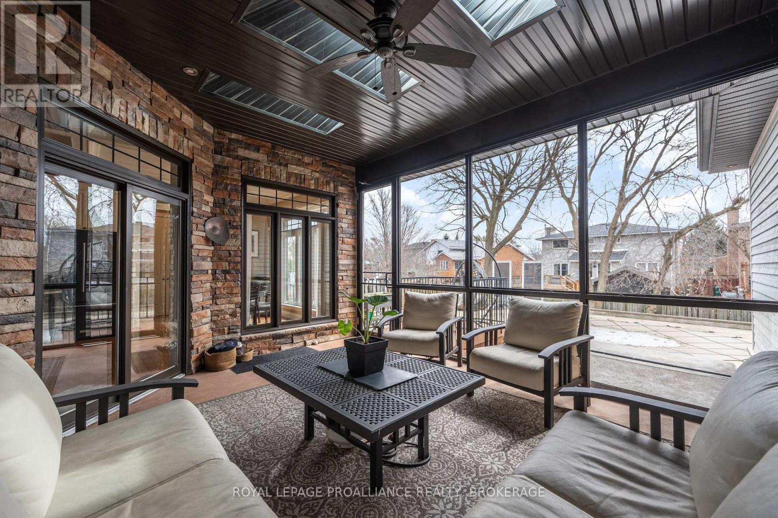 977 WOODBINE ROAD - 28