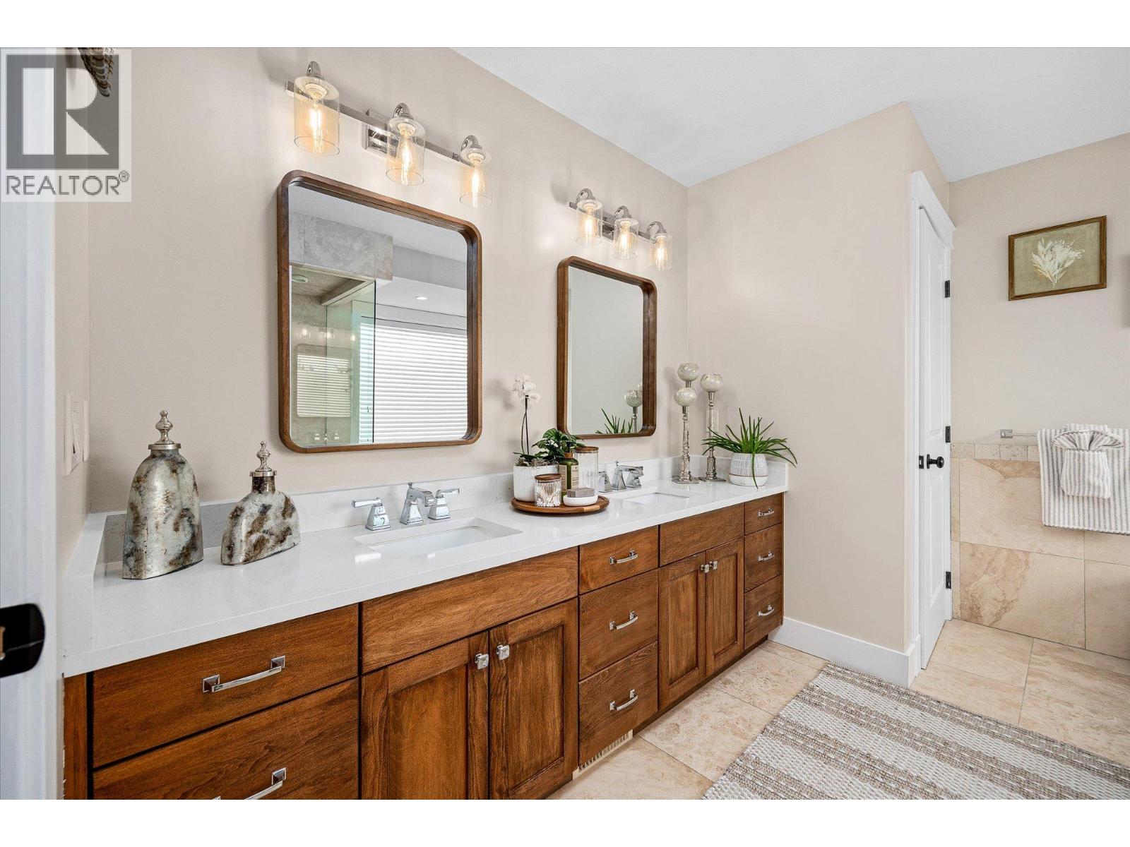 4841 Canyon Ridge Crescent, Kelowna