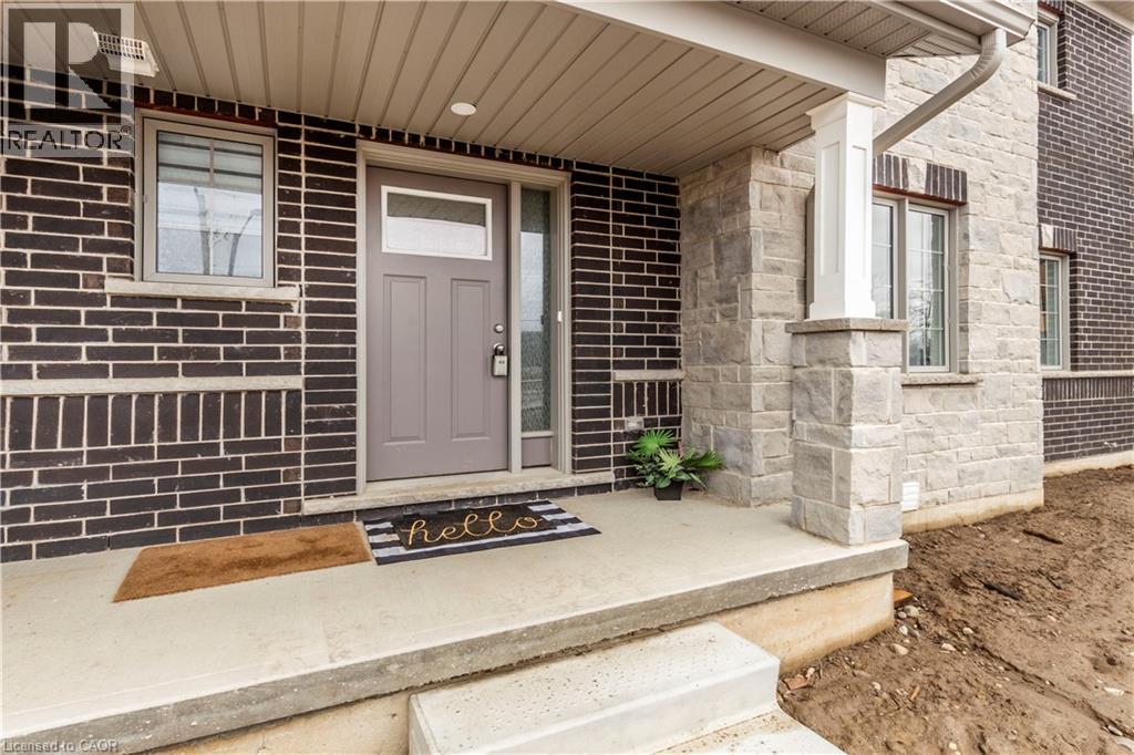 1 WEST MILL Street Unit# 1, Ayr, Ontario, N0B1E0 — Photo 5
