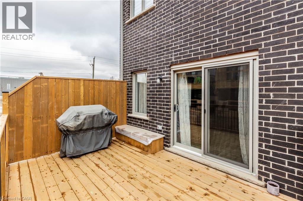1 WEST MILL Street Unit# 1, Ayr, Ontario, N0B1E0 — Photo 6