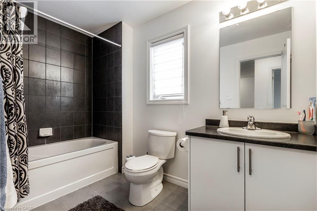 1 WEST MILL Street Unit# 1, Ayr, Ontario, N0B1E0 — Photo 34