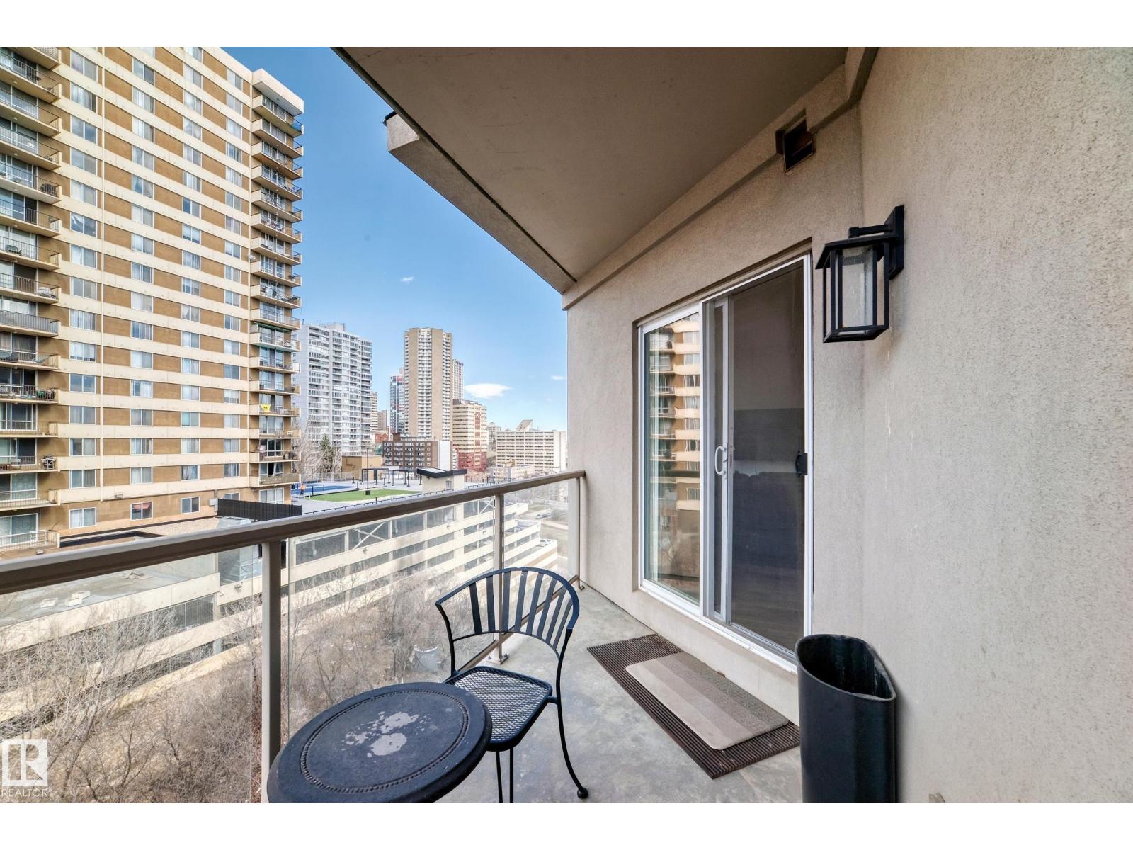 #908 9819 104 ST NW, Edmonton