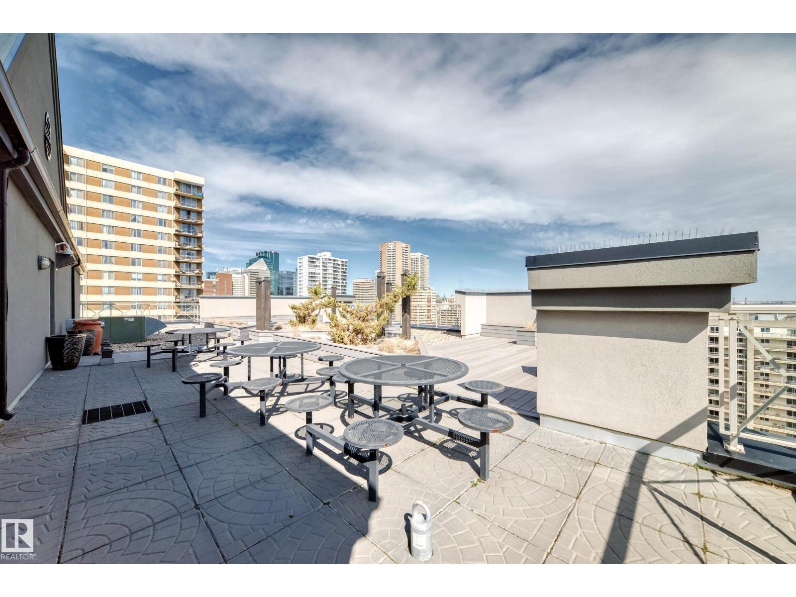 #908 9819 104 ST NW, Edmonton