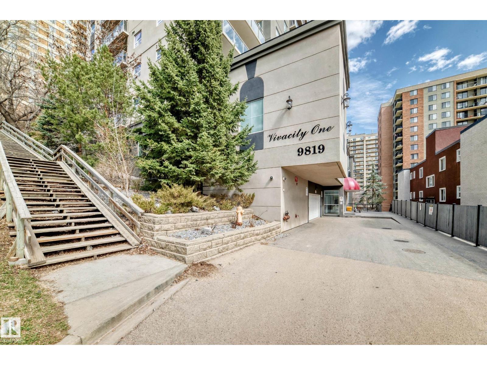 #908 9819 104 ST NW, Edmonton