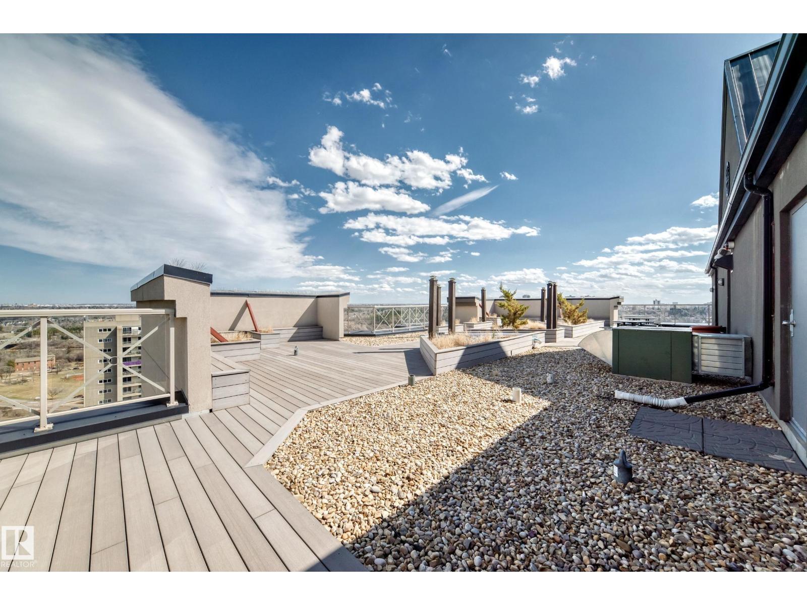 #908 9819 104 ST NW, Edmonton