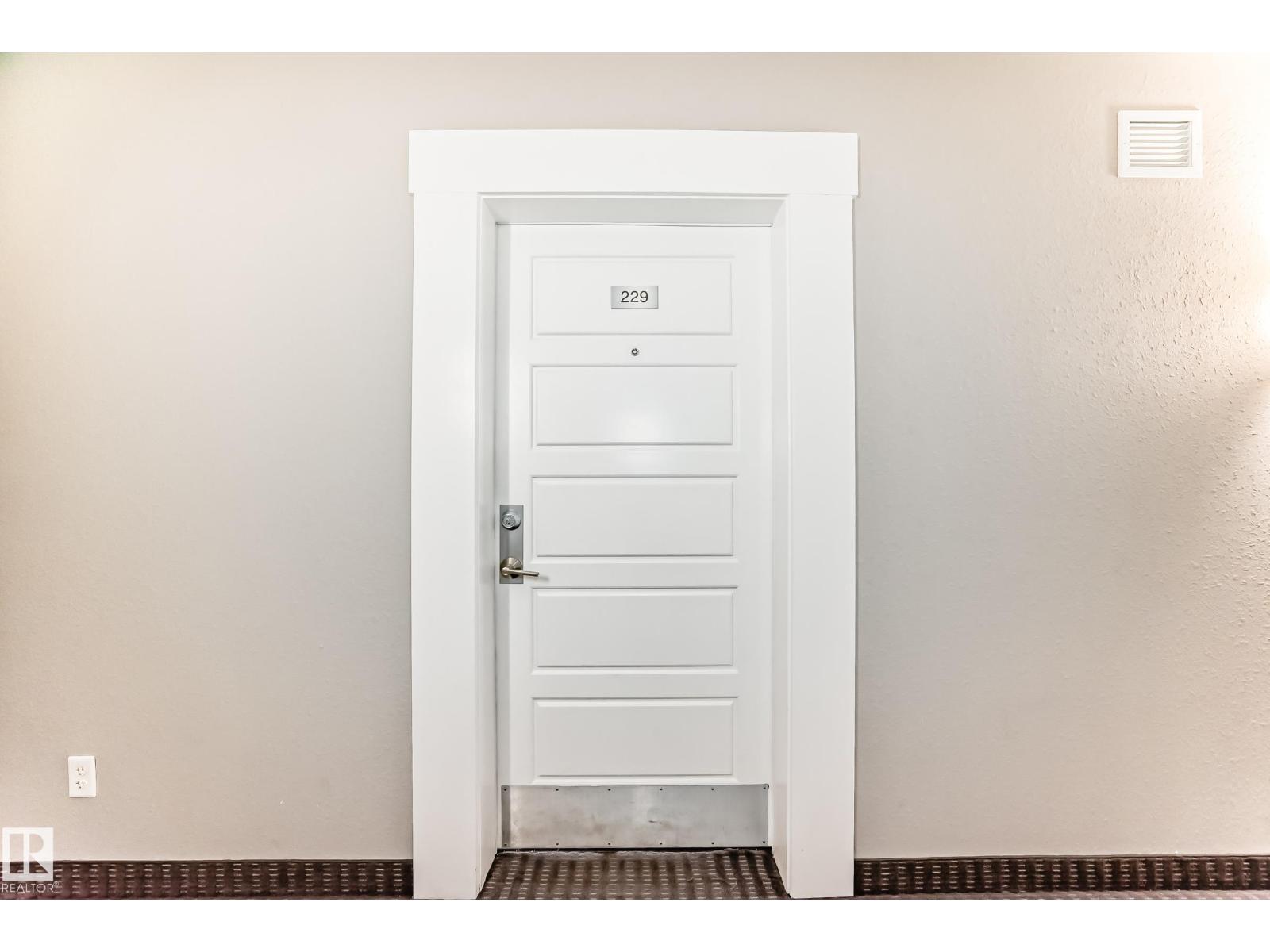 #229 6076 SCHONSEE WY NW, Edmonton