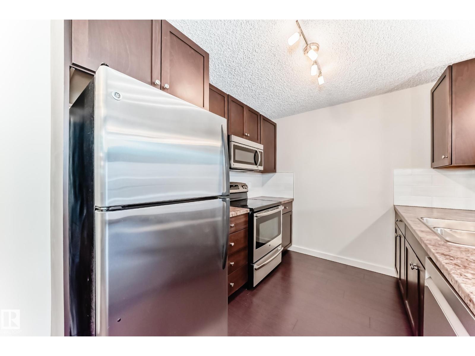 #229 6076 SCHONSEE WY NW, Edmonton