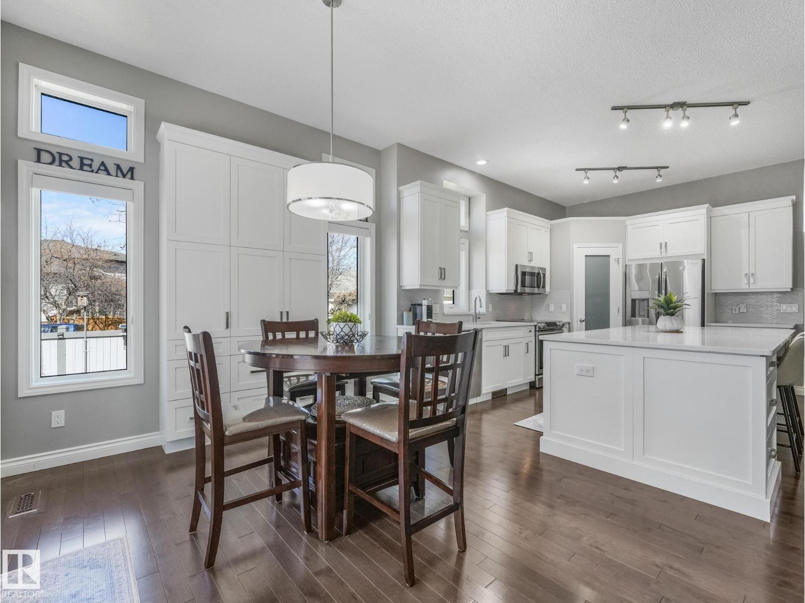 67 Leonard DR, St. Albert