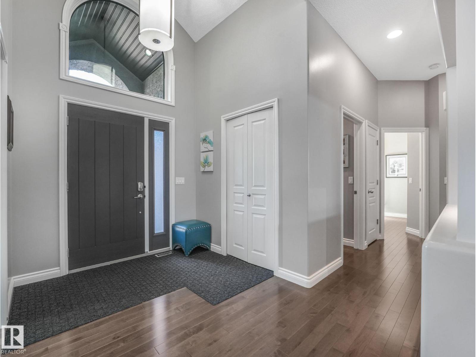 67 Leonard DR, St. Albert