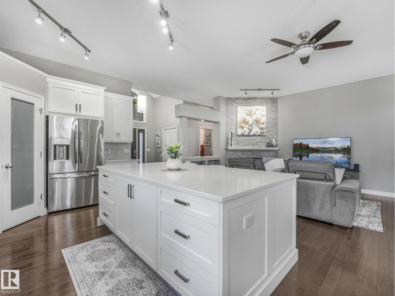 67 Leonard DR, St. Albert