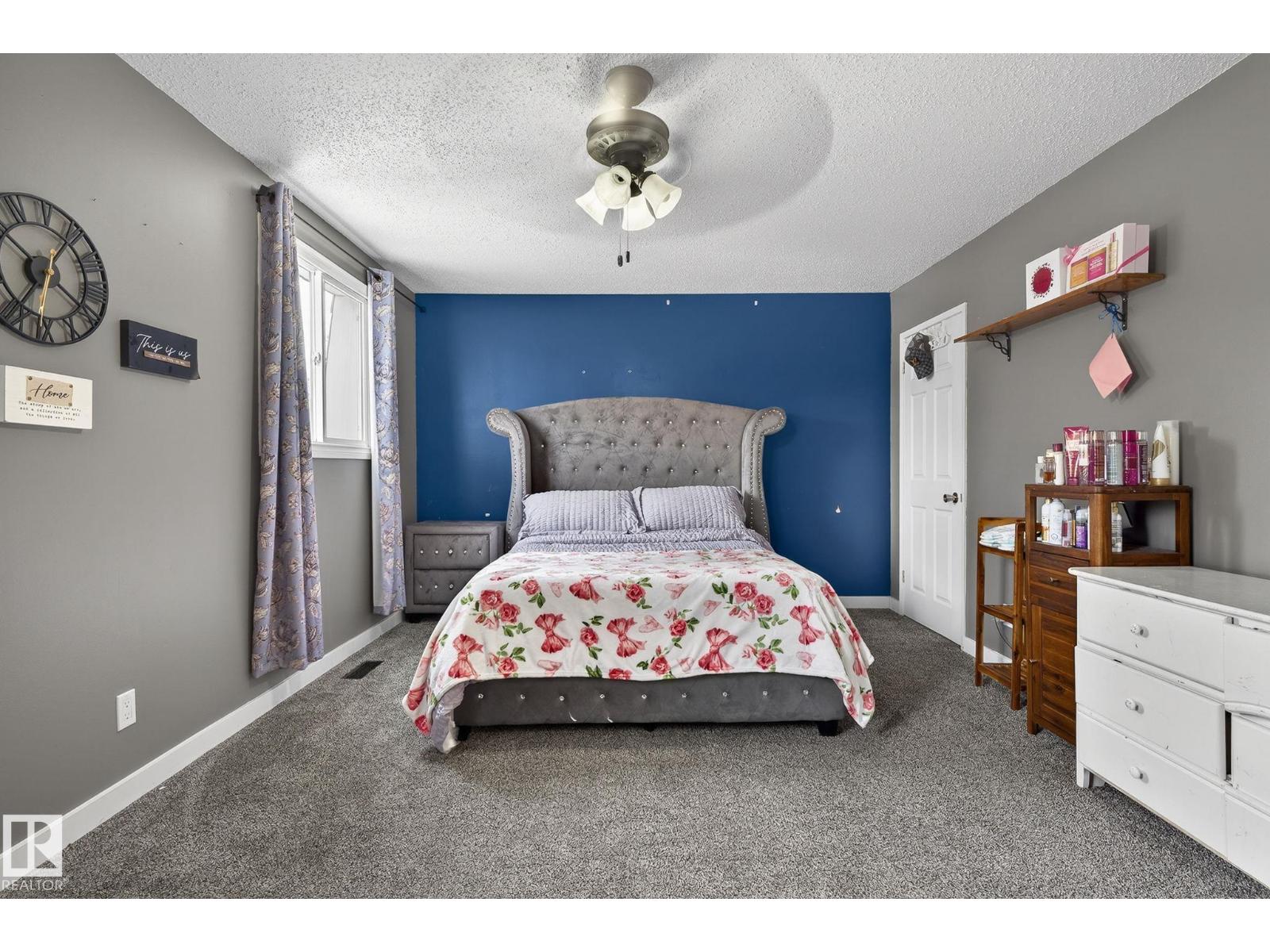 105 VILLAGE ON THE GREEN GR NW, Edmonton