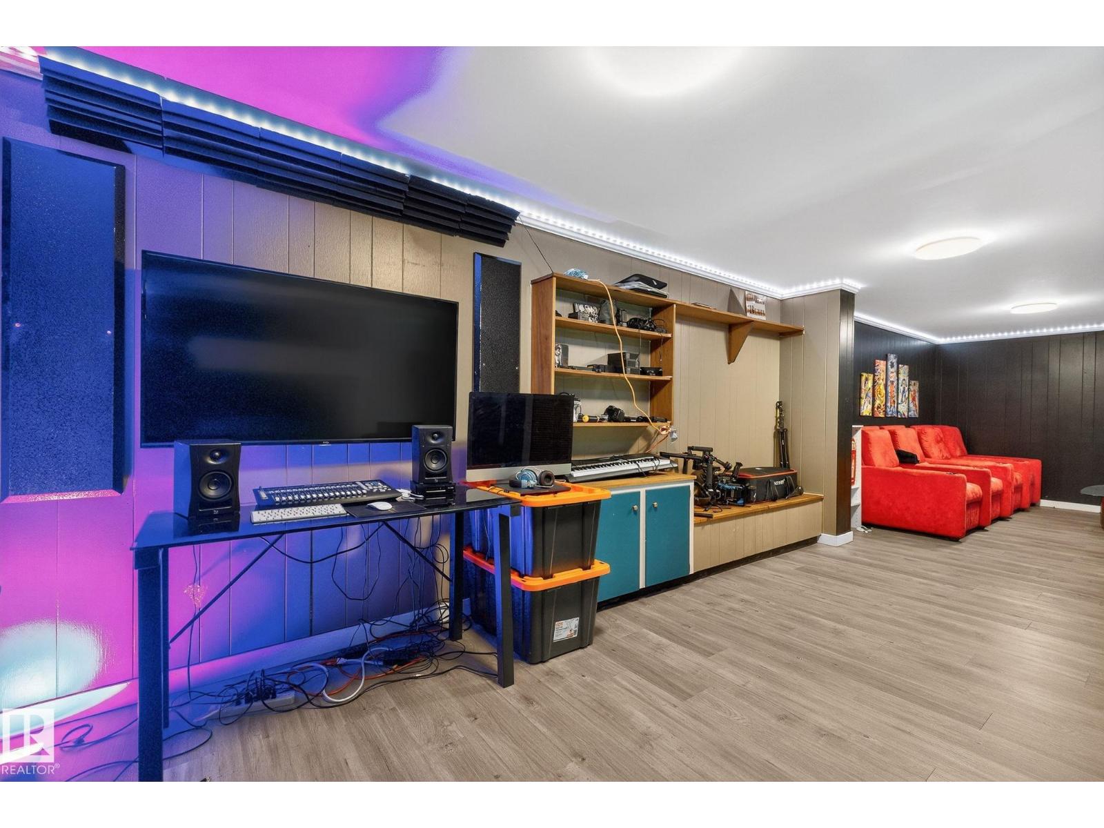 105 VILLAGE ON THE GREEN GR NW, Edmonton