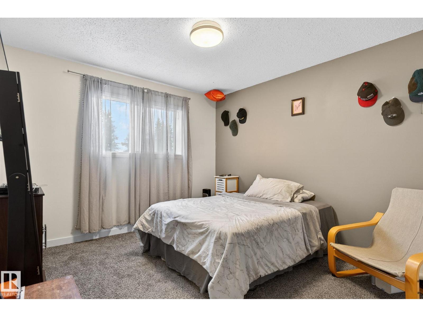 105 VILLAGE ON THE GREEN GR NW, Edmonton