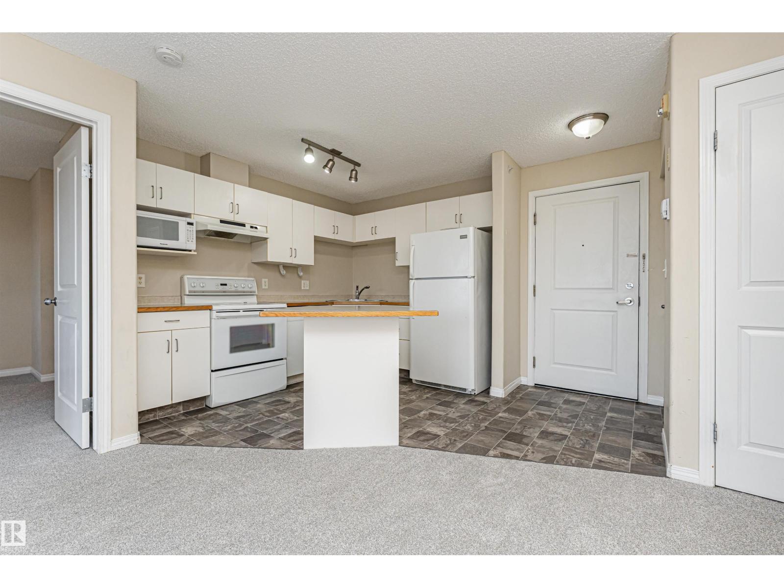 #524 10535 122 ST NW, Edmonton