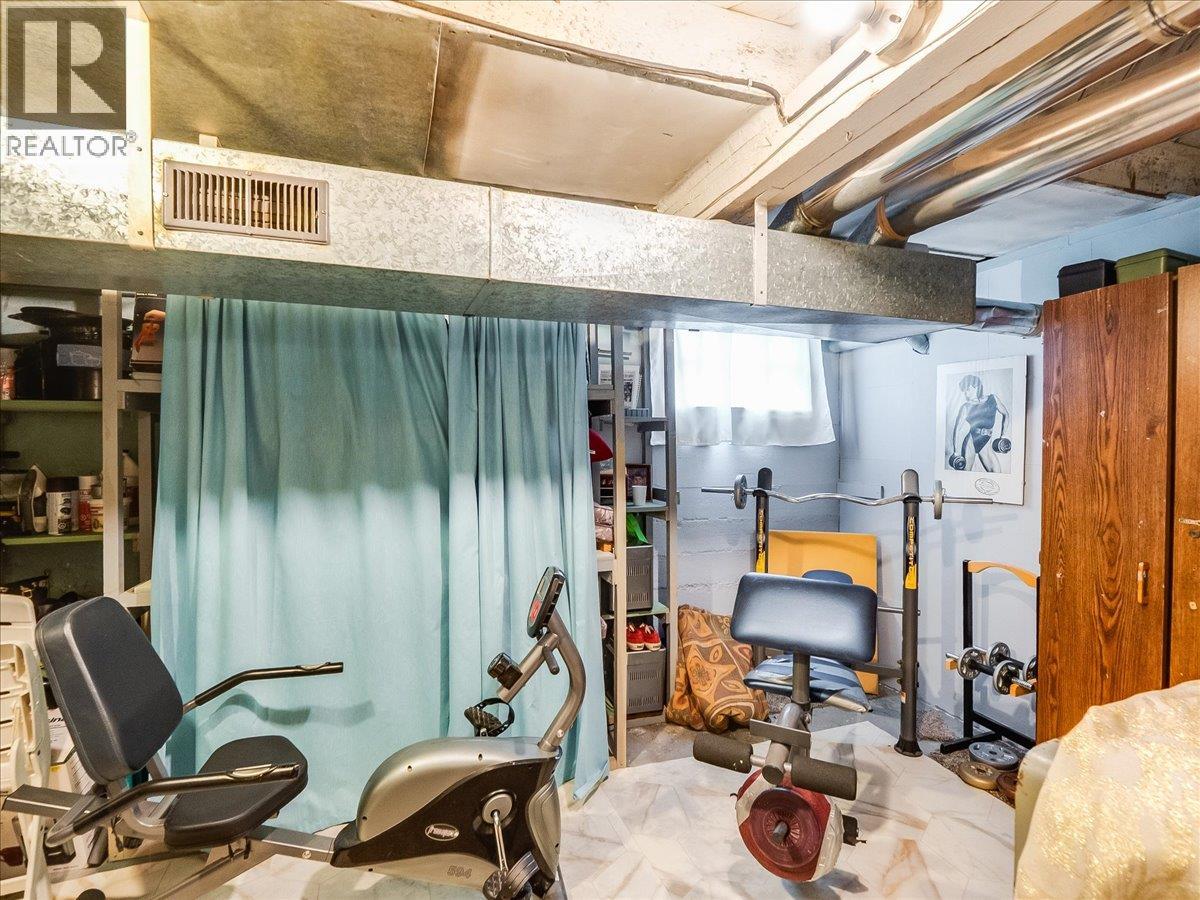 2257 Daniel Street - 35