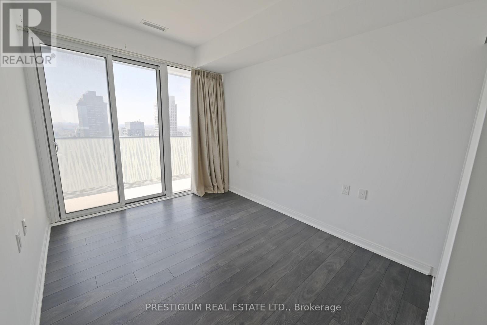 4103 - 42 CHARLES STREET E — photo 5