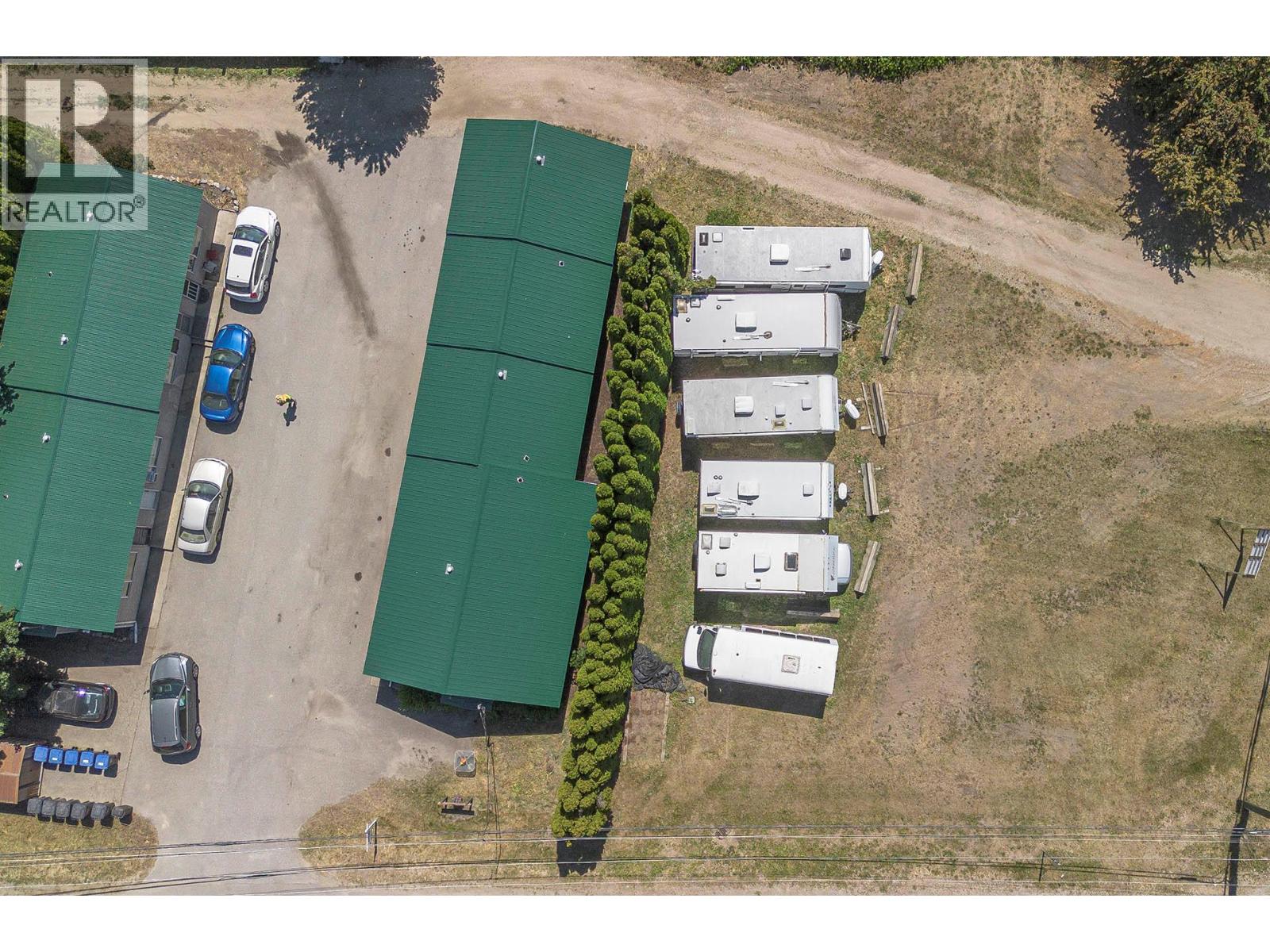 409 Shuswap Avenue - 2