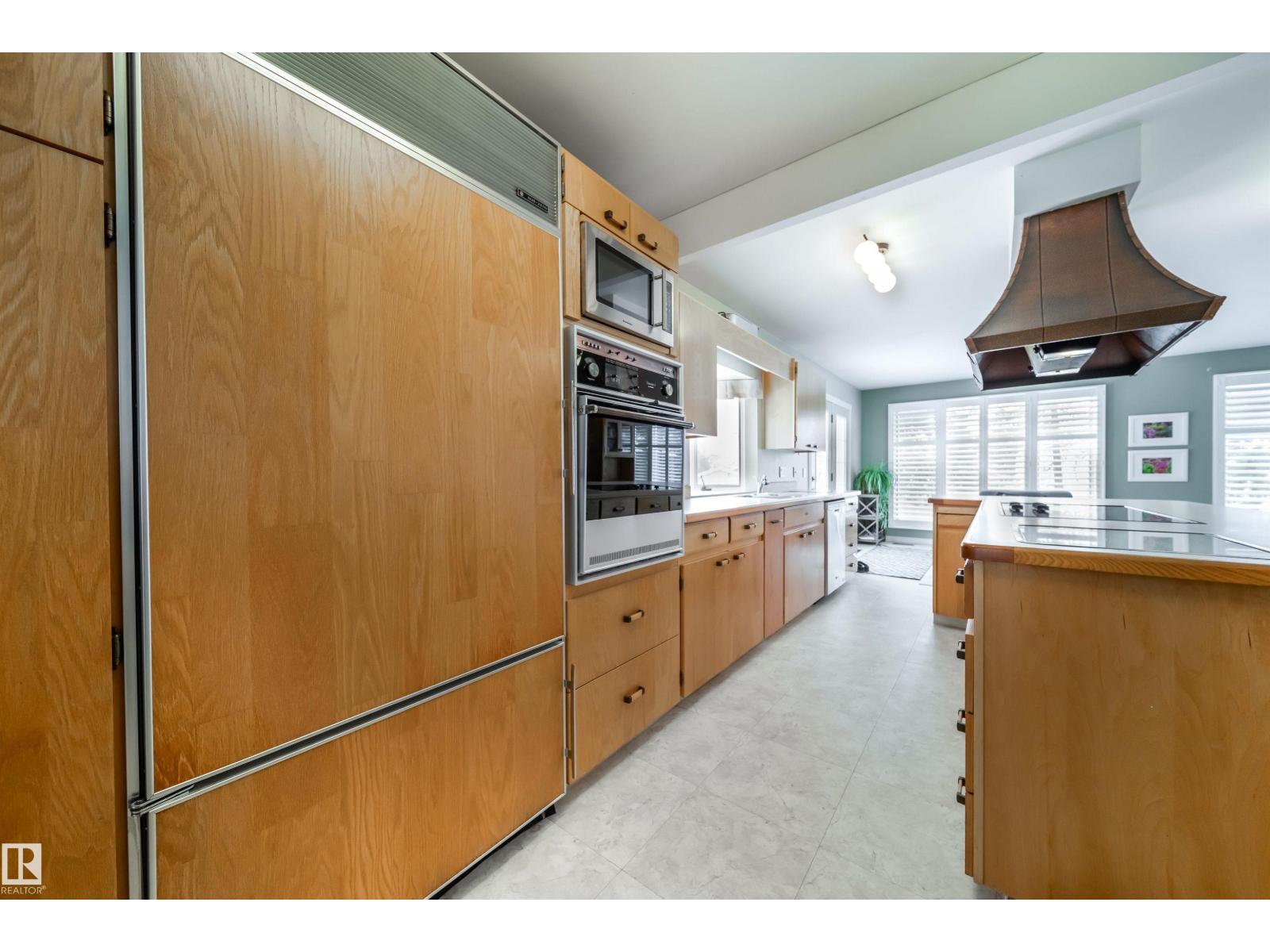 10231 46 ST NW, Edmonton