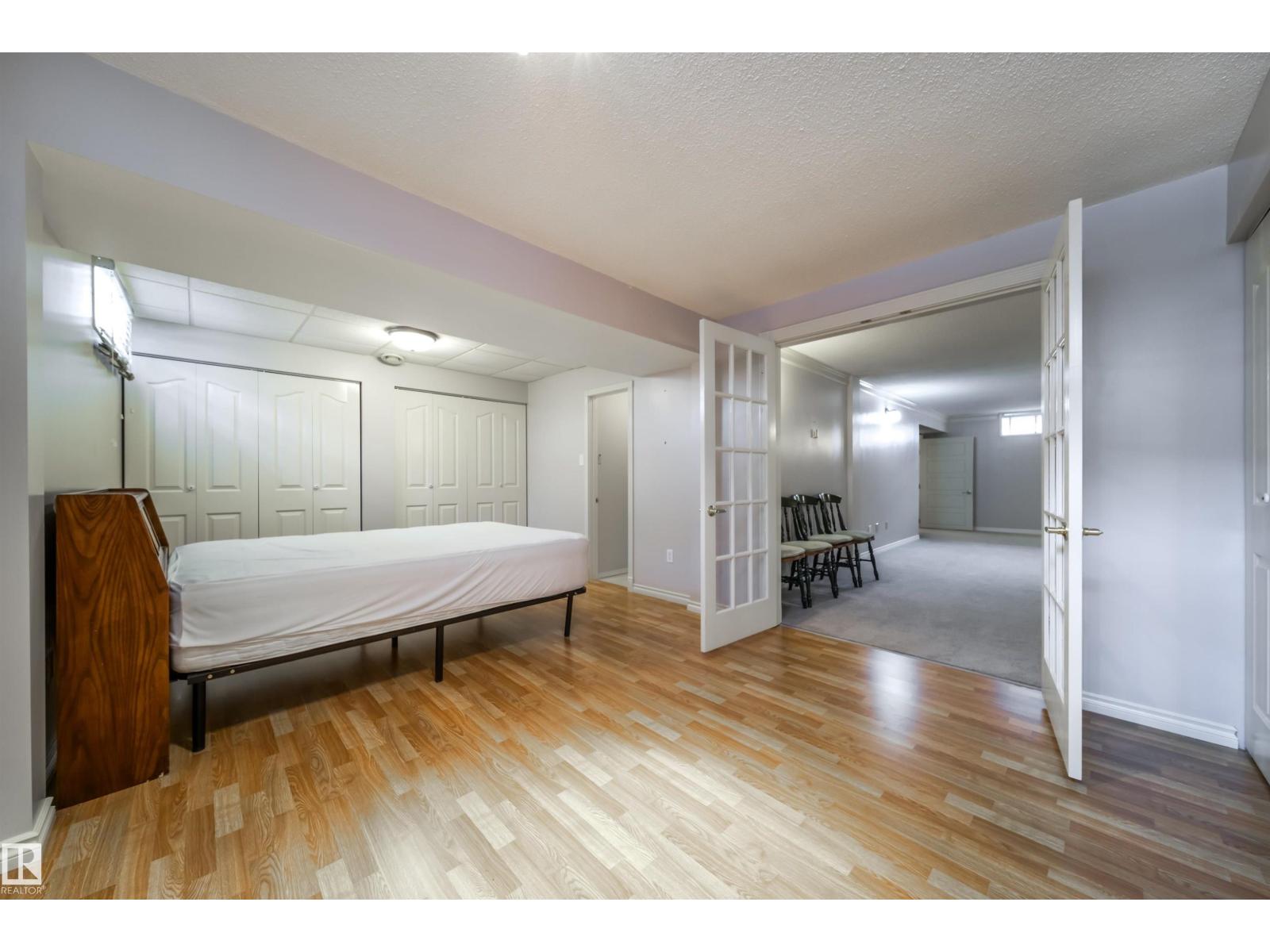 10231 46 ST NW, Edmonton