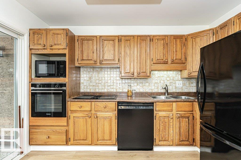 14916 43 AV NW, Edmonton