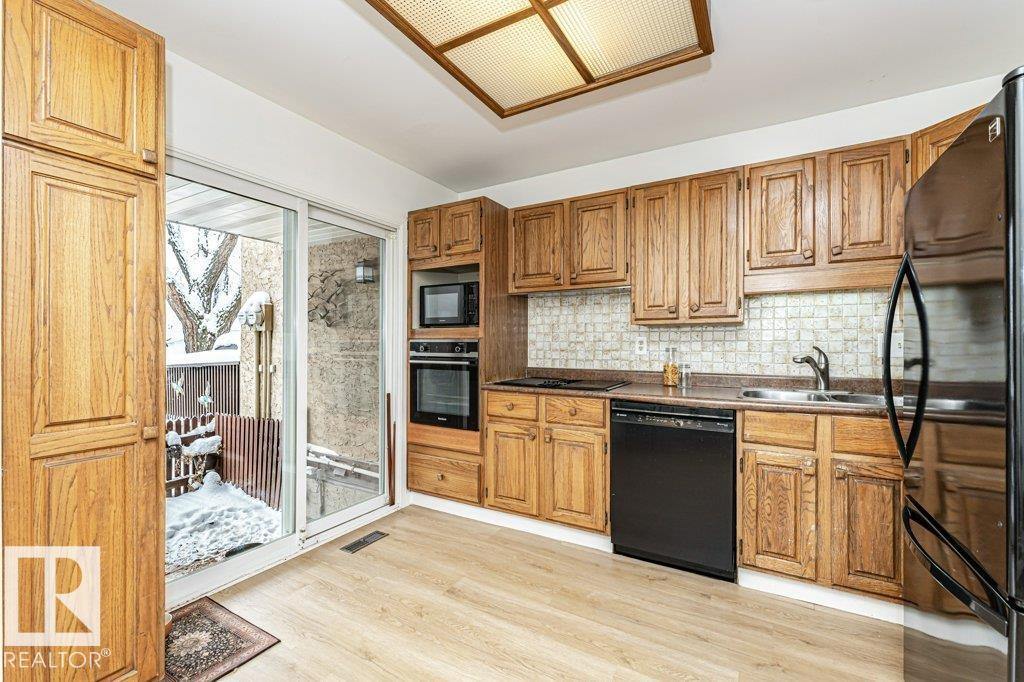 14916 43 AV NW, Edmonton