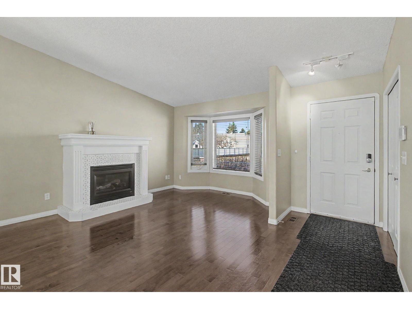 3903 32 ST NW, Edmonton