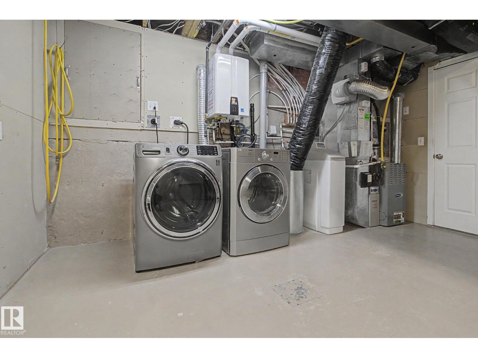 3903 32 ST NW, Edmonton