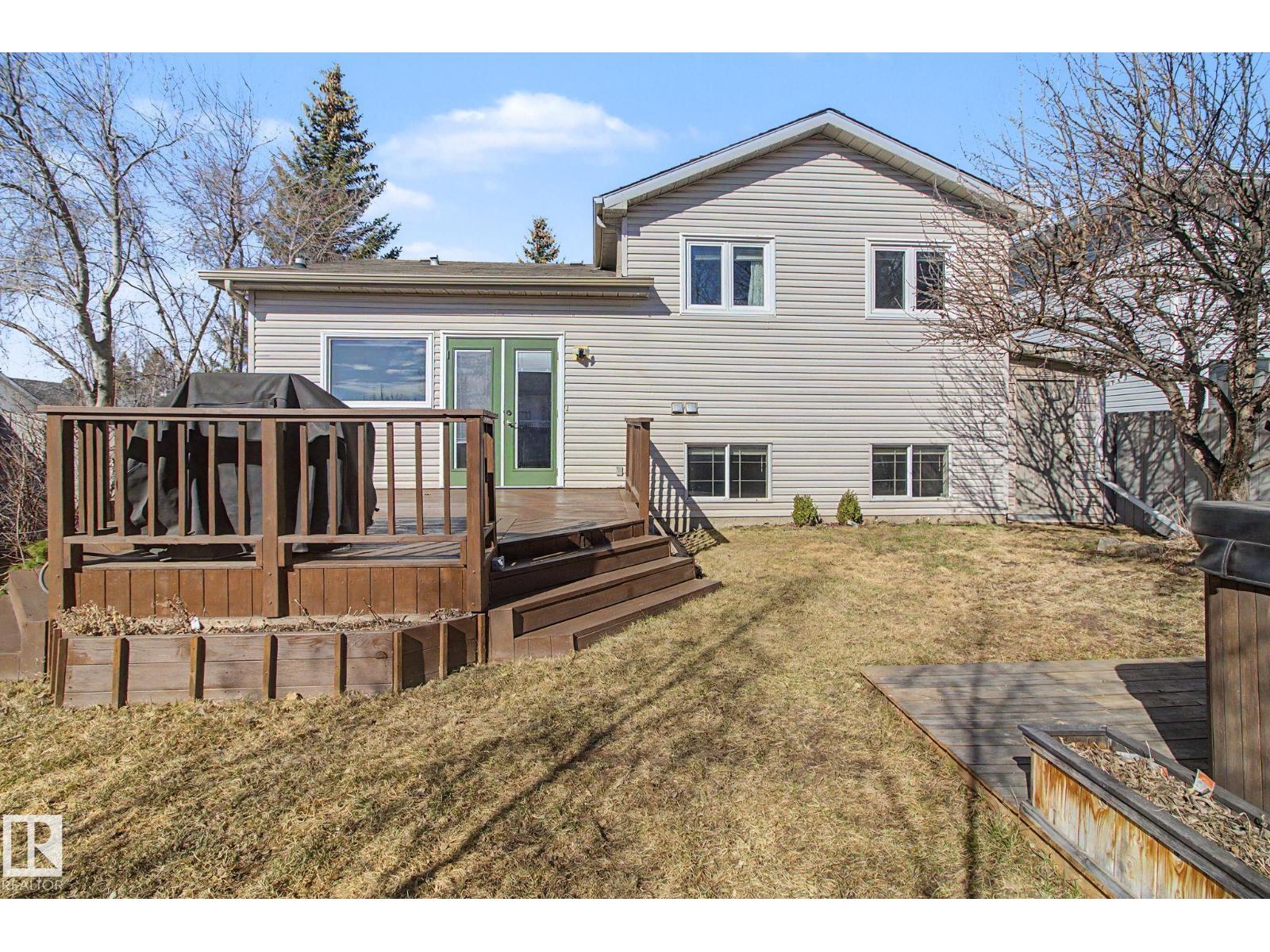 3903 32 ST NW, Edmonton