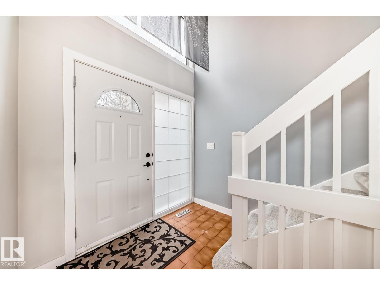 2709 124 ST NW, Edmonton