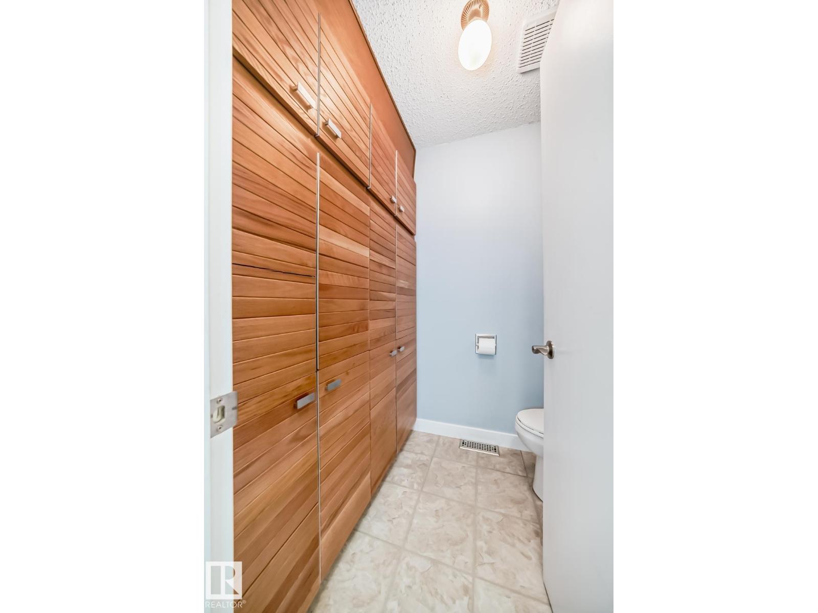 2709 124 ST NW, Edmonton