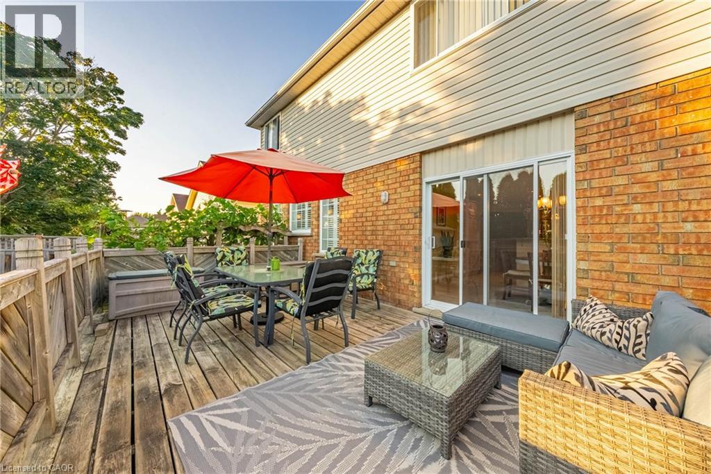 228 HOLBEACH Crescent, Waterloo, Ontario, N2J4Y7 — Photo 36