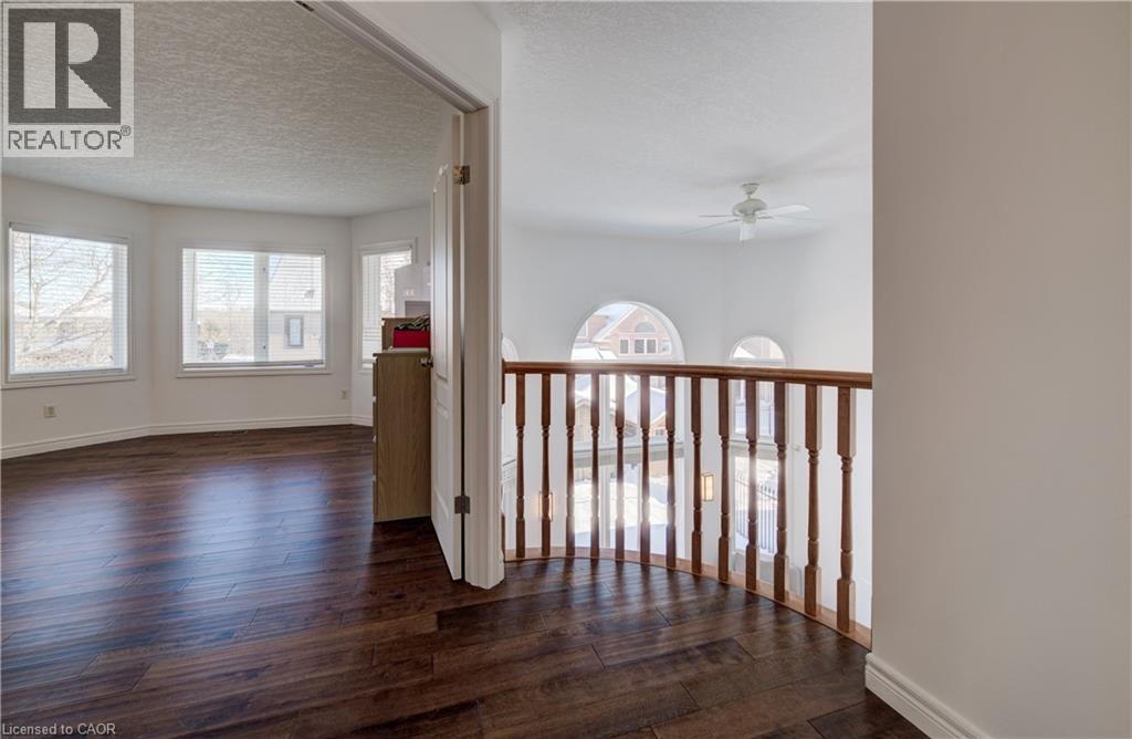 169 FALCONRIDGE Drive - 26