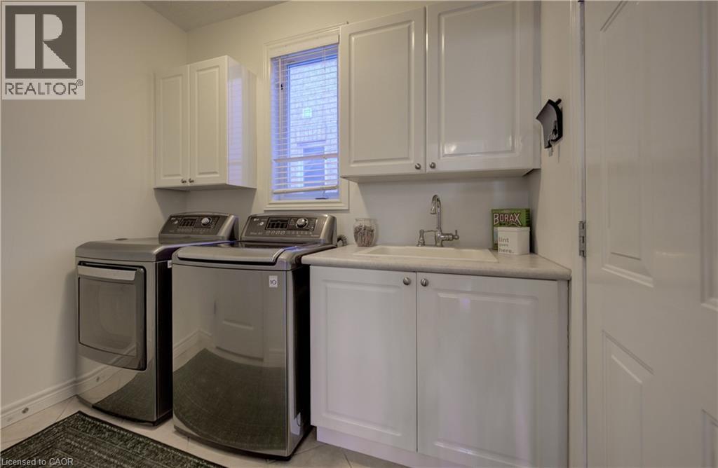 169 FALCONRIDGE Drive - 24