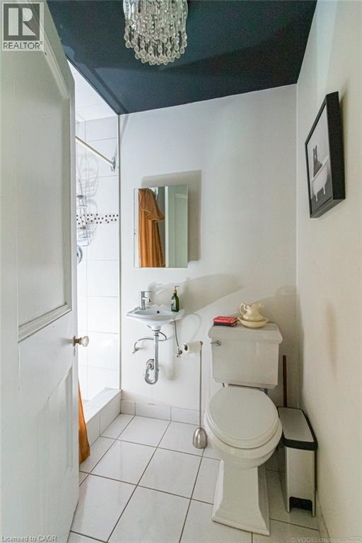 3-piece bathroom